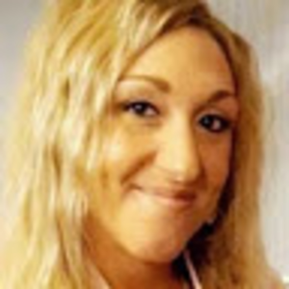 Meet your Posher, Elicia